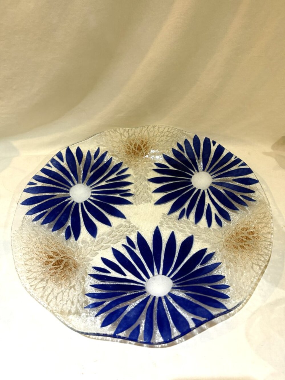 Sydenstricker Fused Art Glass Daisies Platter Tray Centerpiece 13.75" Signed